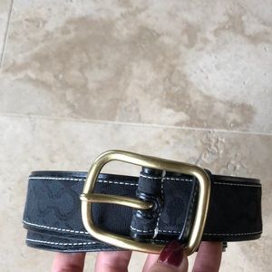 Black Coach logo belt, Size Small